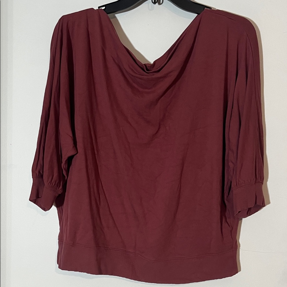 Simply Vera Vera Wang Burgundy Blouse